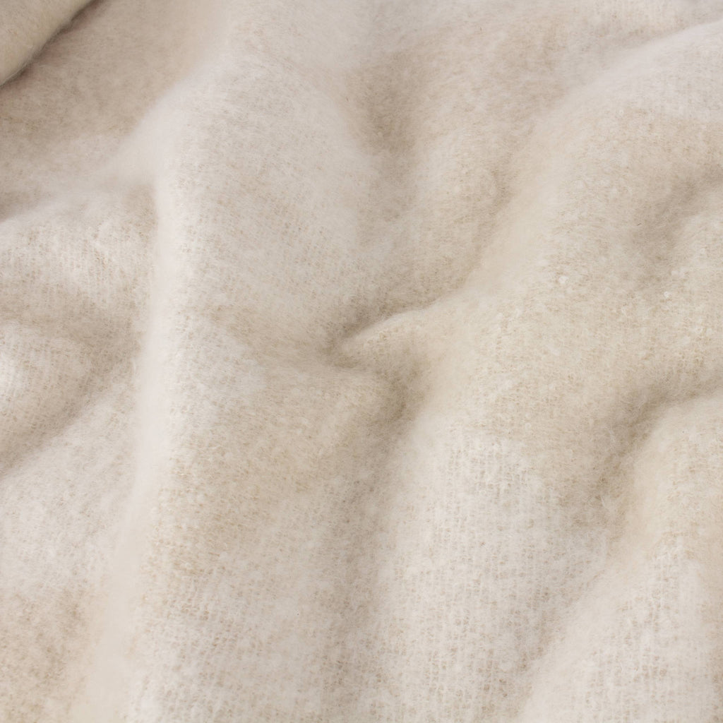 Decortieliving - Meta Faux Mohair Throw 130x180cm | Abstract Jacquard, Natural or Olive