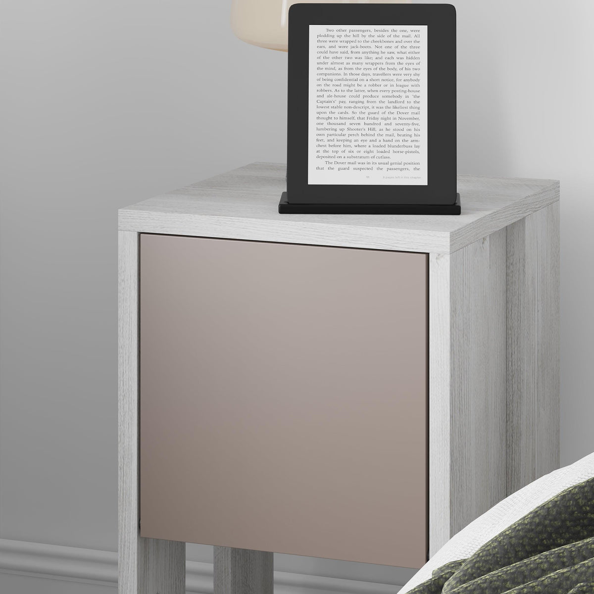 Decortieliving - Ema Modern Bedside Table Bedroom Furniture 30cm Width