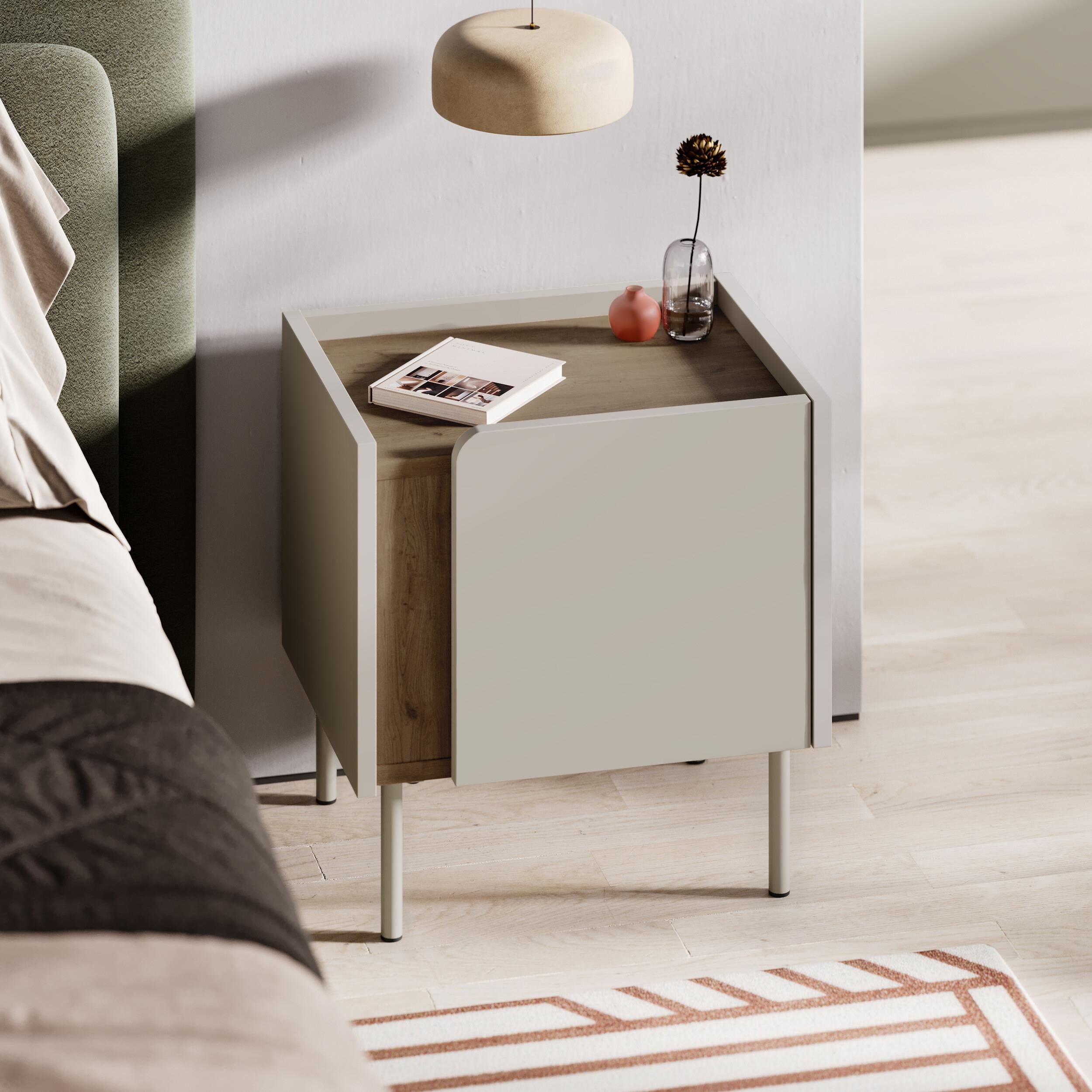 Table de chevet Norm moderne avec rangement à porte à fermeture douce et pieds en métal