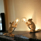 Decortieliving - Gold Mouse Night Light | Resin Table Lamp